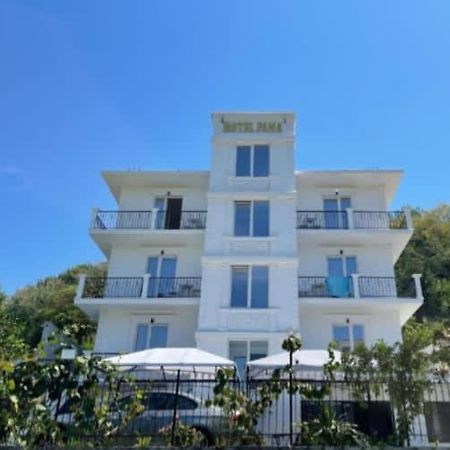 Hotel Fama Škalngur Eksteriør billede