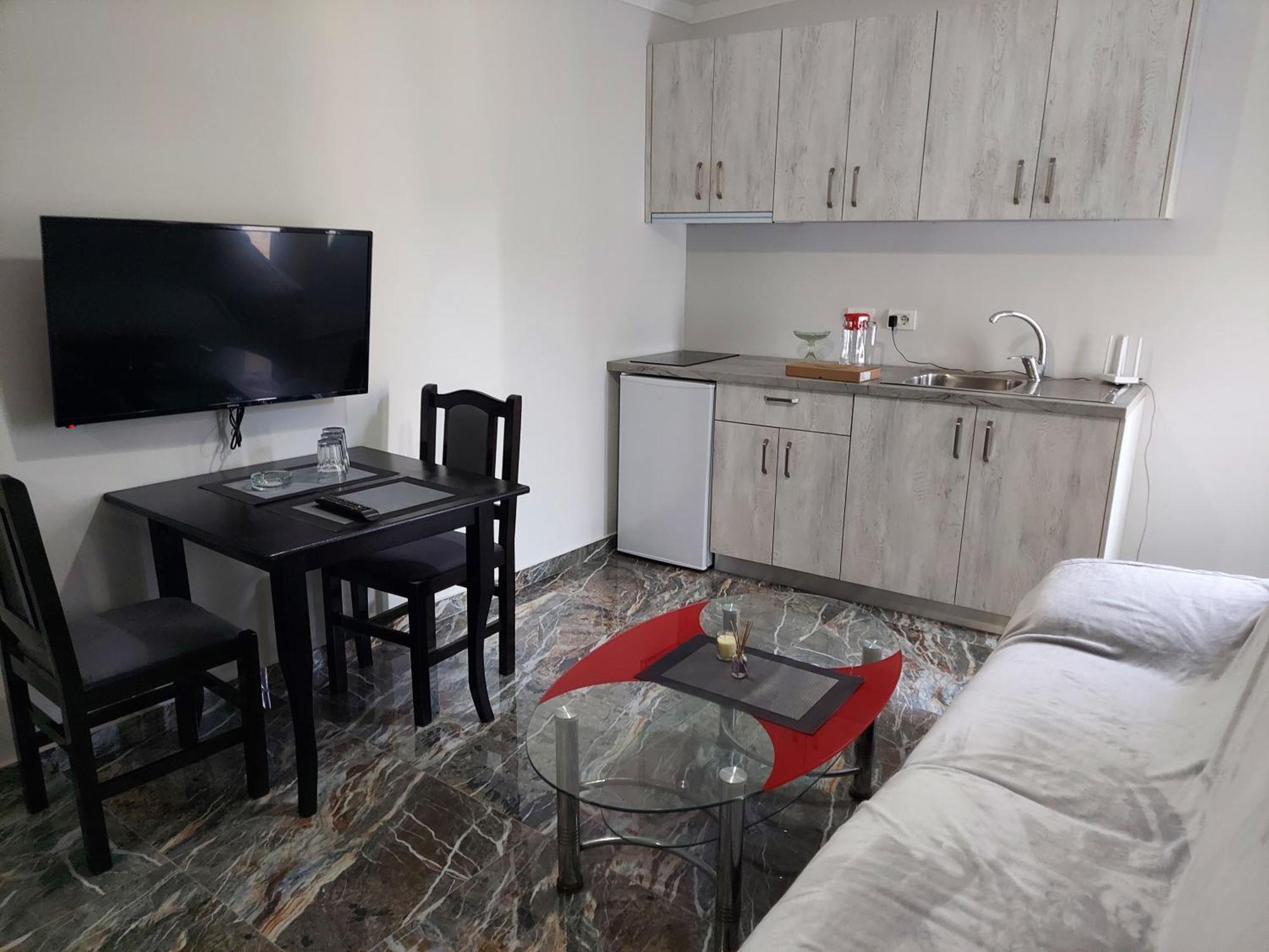 Hotel Fama Škalngur Eksteriør billede